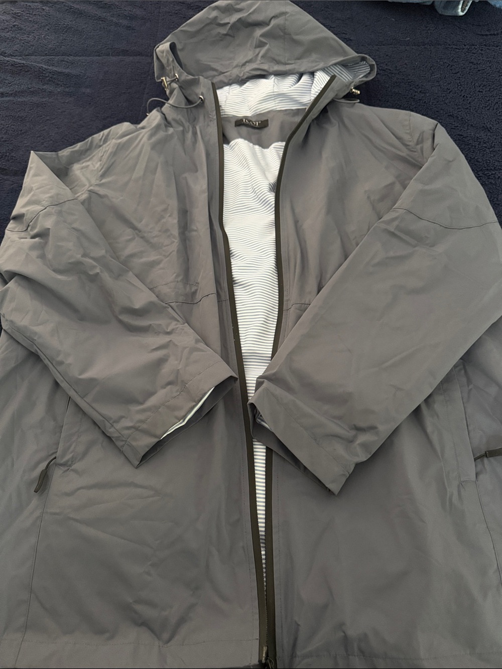 Women's Hooded Raincoat in Charcoal Gray